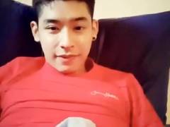 Cute shy thai twink wanks on webcam (2'07'')