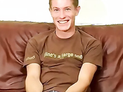 Athletic UK twink Lucas cums while masturbating solo