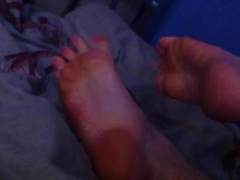 Amateur teen boy feet