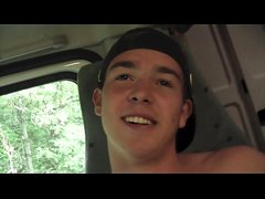 18 Twink - Jerking in My Car
